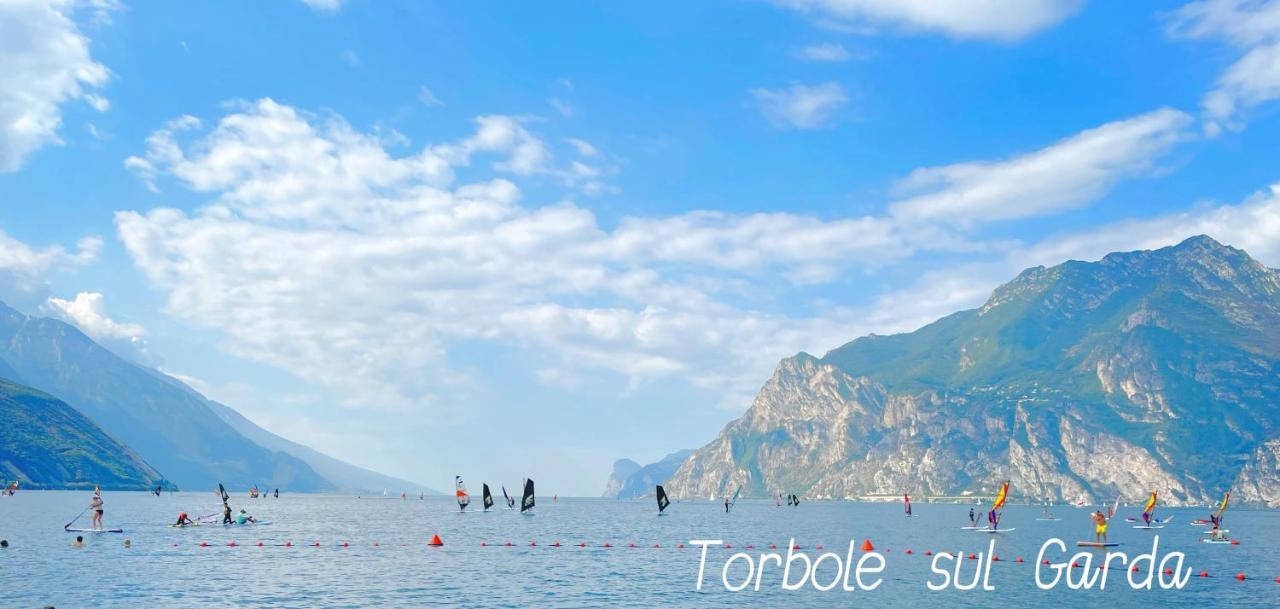 Viewlake Apartment Torbole Sul Garda Luaran gambar