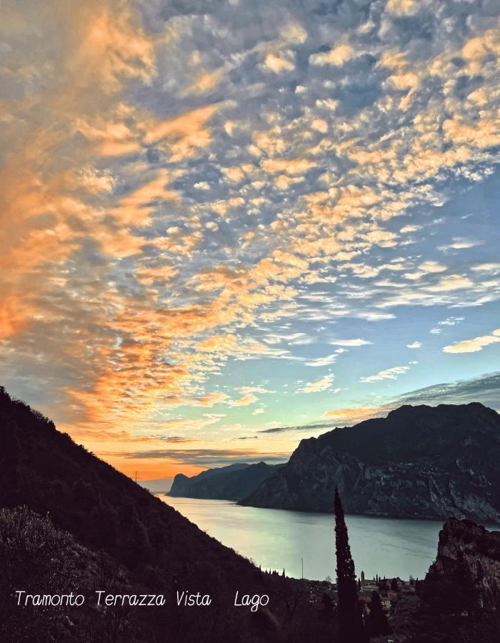 Viewlake Apartment Torbole Sul Garda Luaran gambar