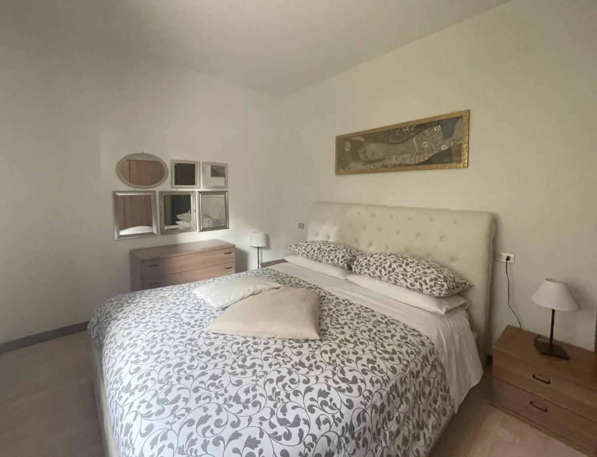 Viewlake Apartment Torbole Sul Garda Luaran gambar