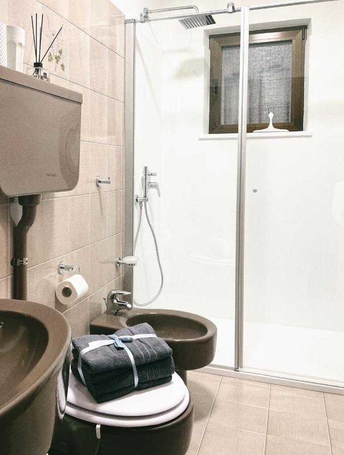Viewlake Apartment Torbole Sul Garda Luaran gambar