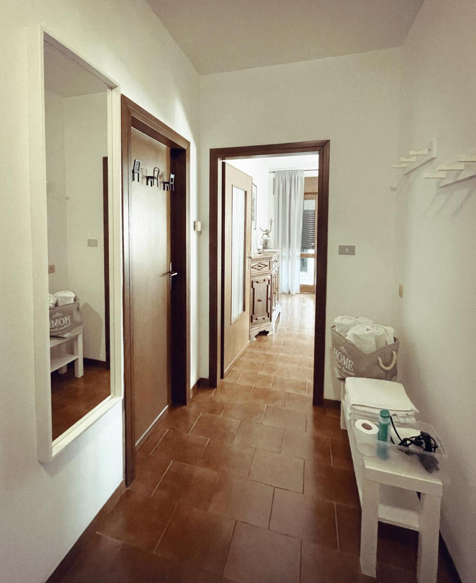 Viewlake Apartment Torbole Sul Garda Luaran gambar